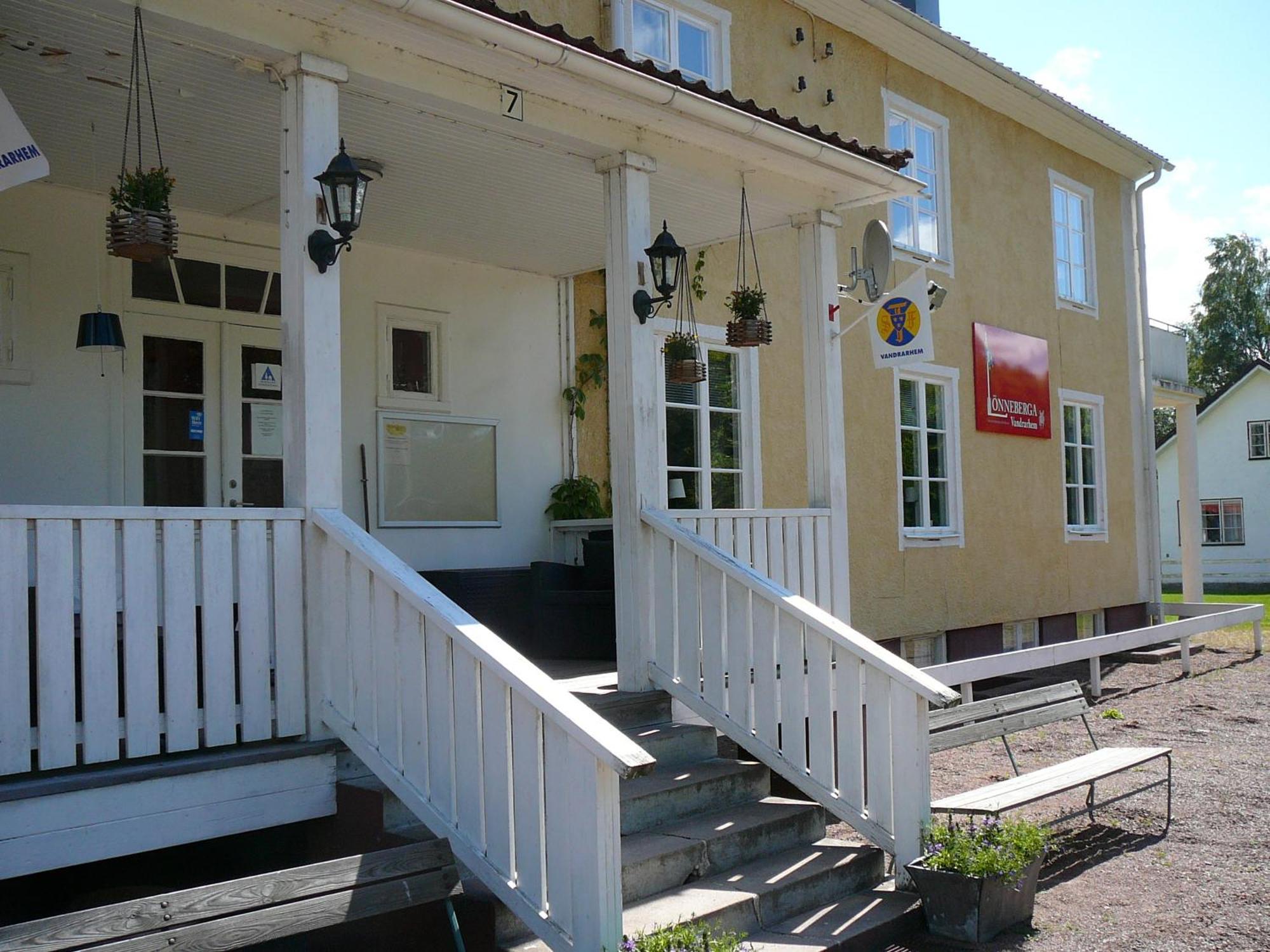 Loenneberga Vandrarhem & Hostel المظهر الخارجي الصورة